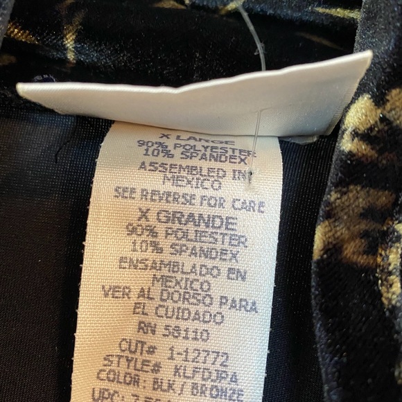 Stretch velour top - Picture 4 of 5